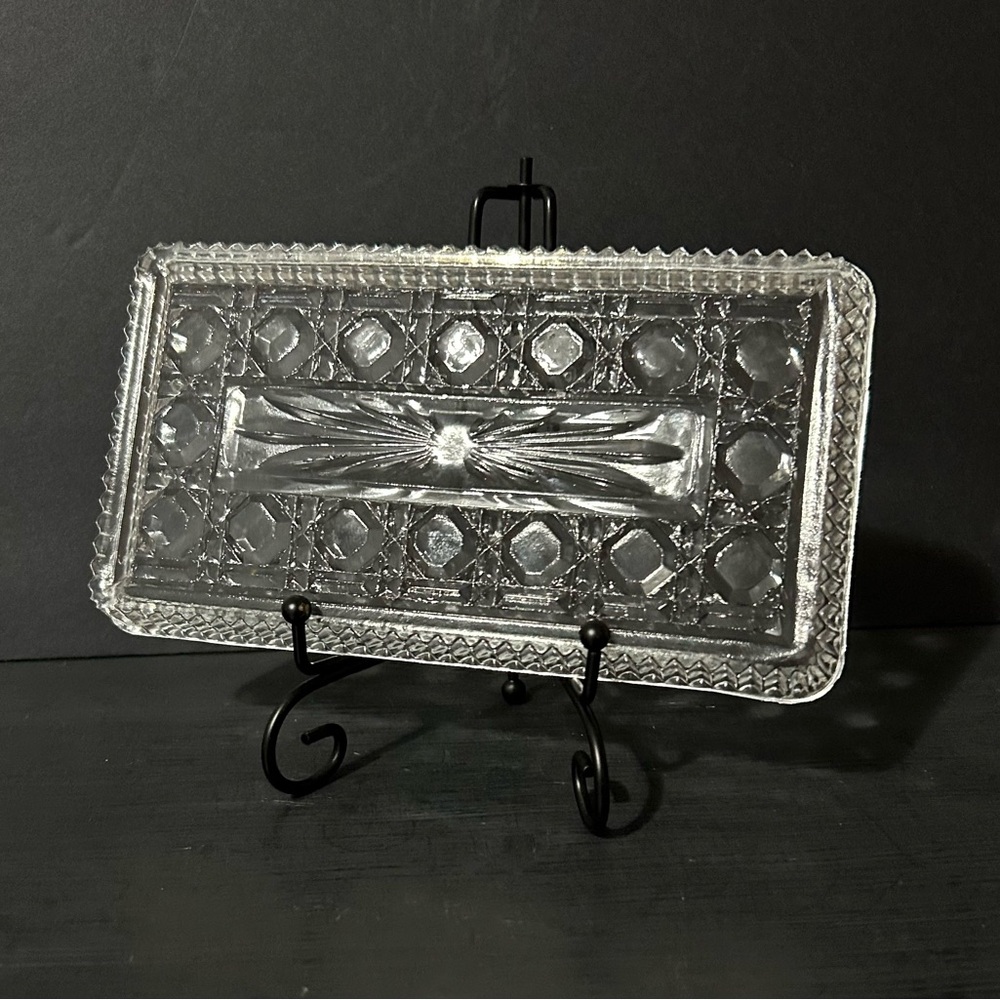 Vintage Windsor Federal Cut Glass Plate, 8.5x5.75x0.75, 70s Button/Cane Style - Picture 2 of 3